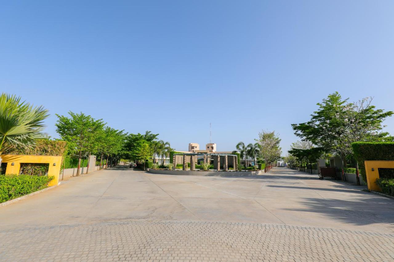 Club Heaven Palanpur Ξενοδοχείο Εξωτερικό φωτογραφία