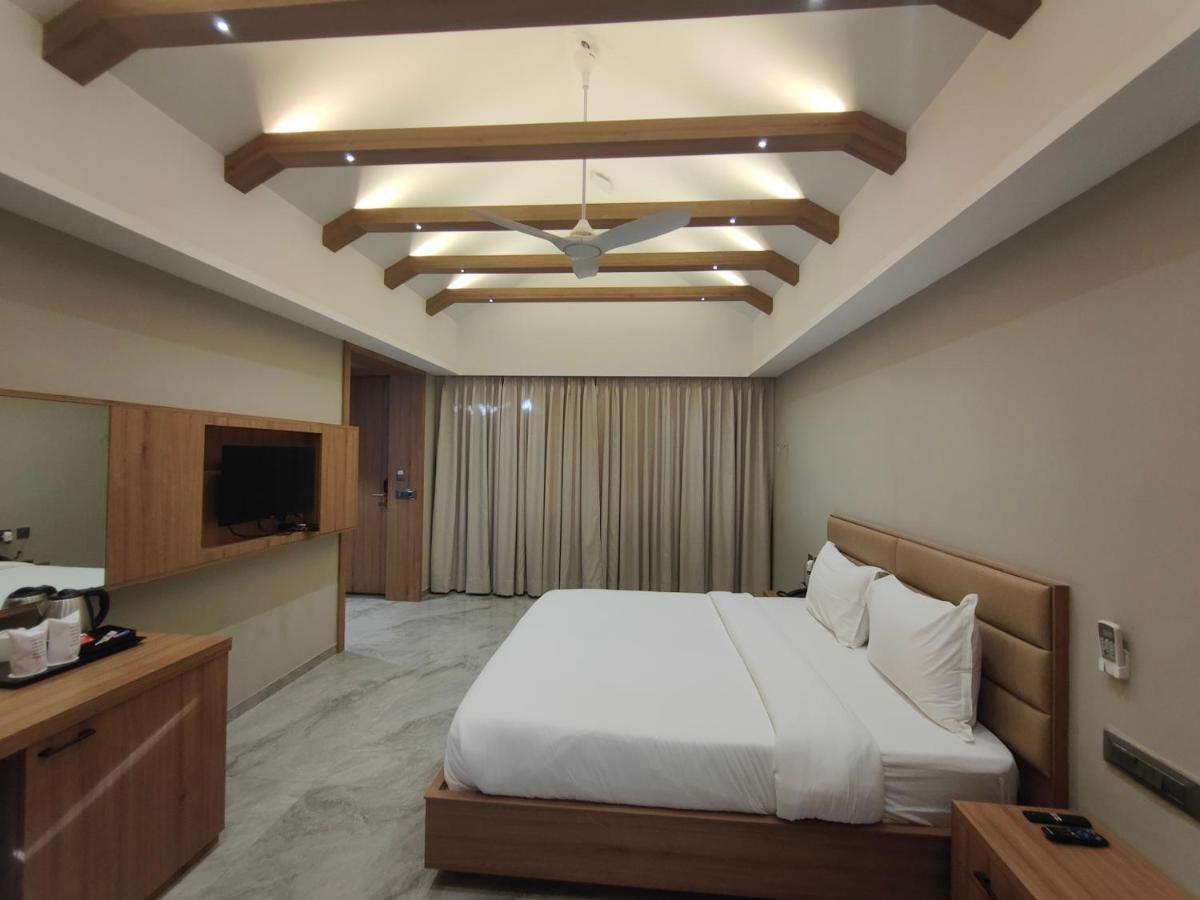 Club Heaven Palanpur Ξενοδοχείο Εξωτερικό φωτογραφία