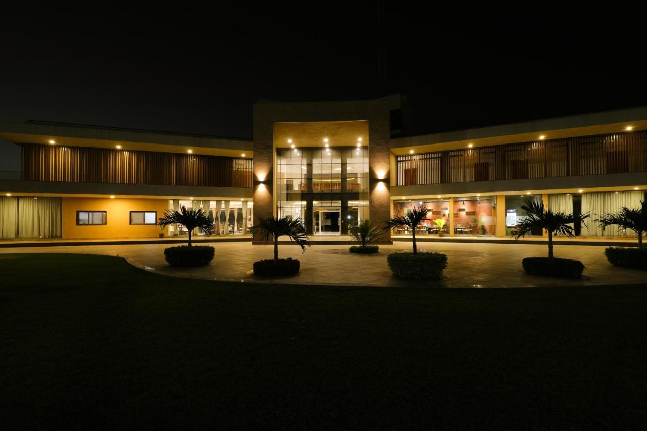 Club Heaven Palanpur Ξενοδοχείο Εξωτερικό φωτογραφία